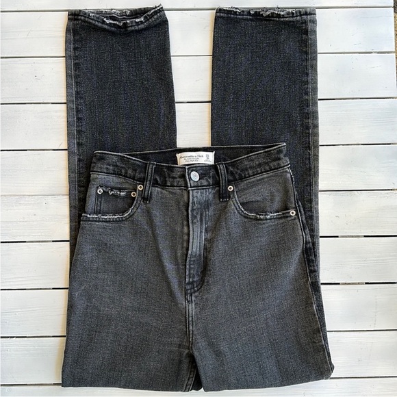 Abercrombie & Fitch The Ankle Straight Ultra High Rise Grey Black size 25 - Picture 2 of 5
